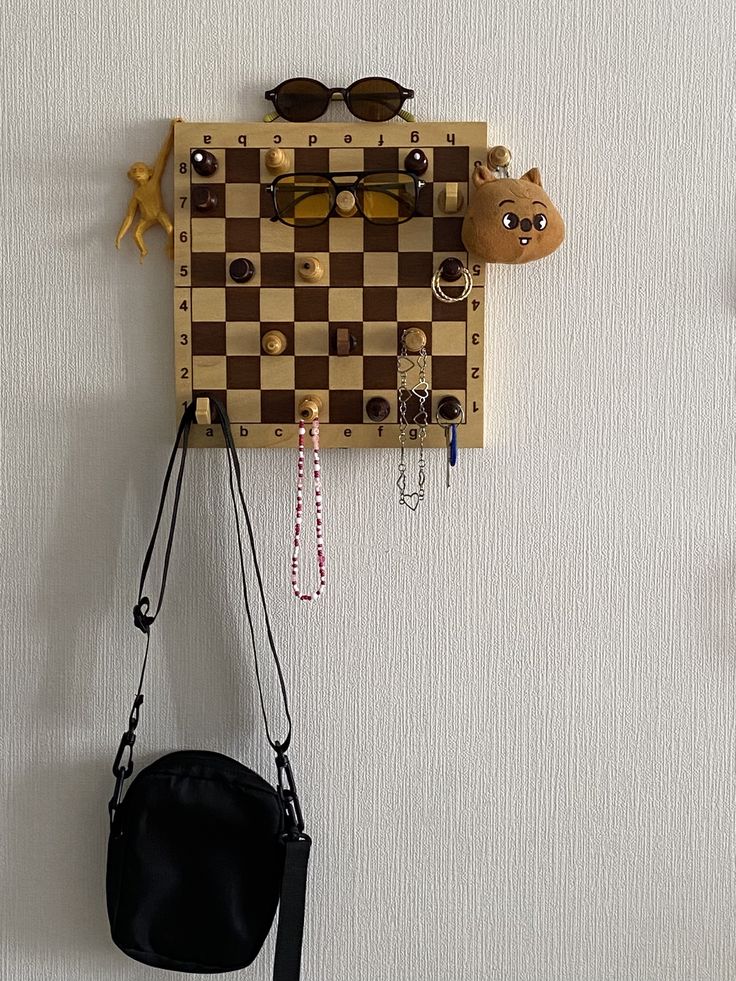 Chessboard Wall Hanger & Wall organizer - Things of Art